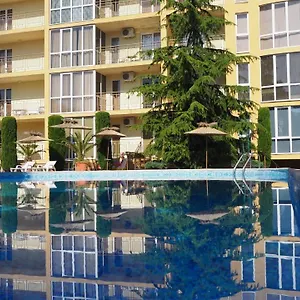 https://joya-park-complex.goldensandshotels.net